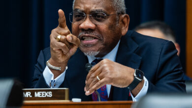 Republicans Block Democrats’ Push for Public Testimony on Iran War